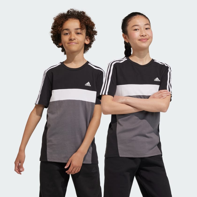 Спортивный костюм adidas boys Essentials Tiberio USA