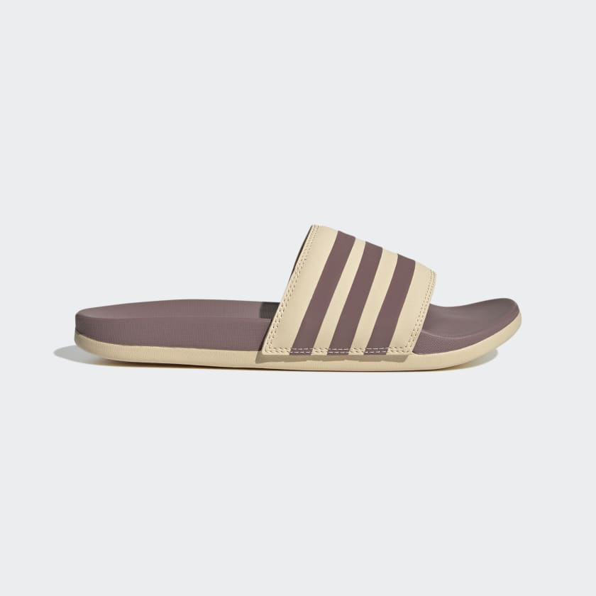 Для женщин :: Обувь :: шлепанцы Adilette Comfort бежевого цвета