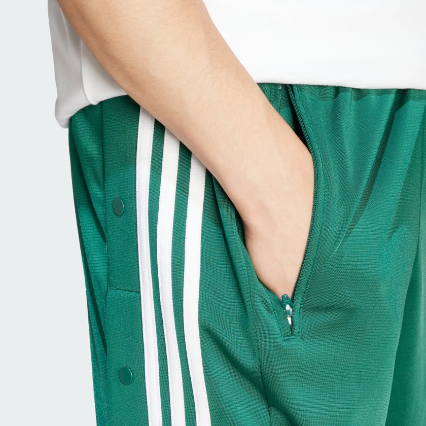 Для мужчин :: Одежда :: Брюки Adicolor Classics Adibreak Зеленые